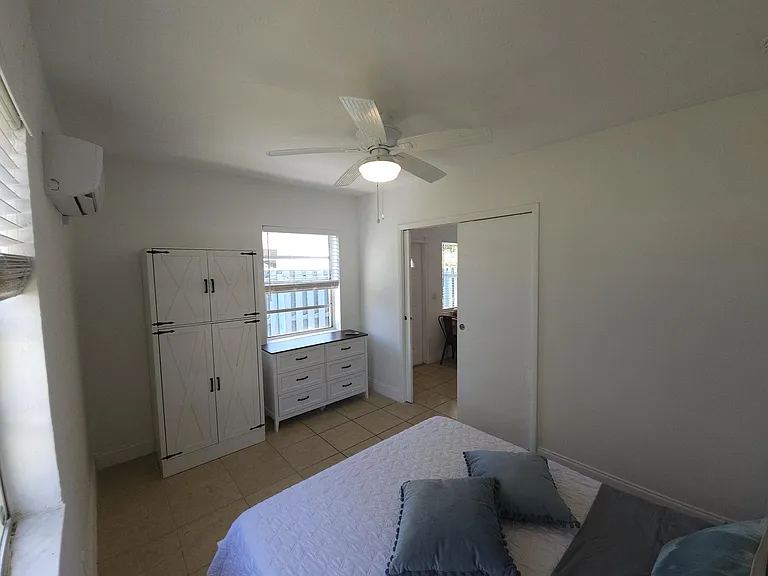 1639 Hayes St — Photo 6