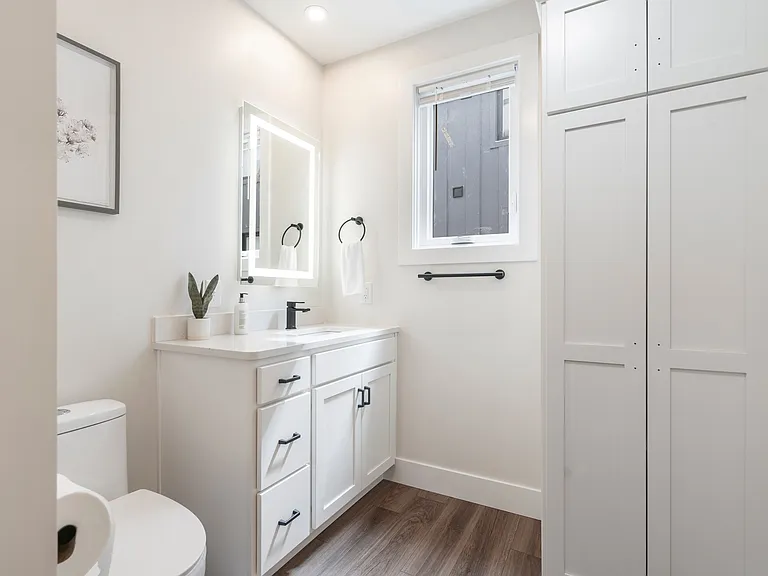 208 Gillis St #13 — Photo 9