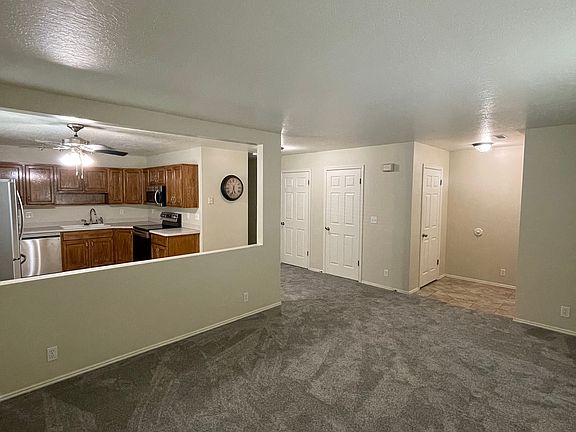 2nd image of 101-1501 Monroe Blvd #101