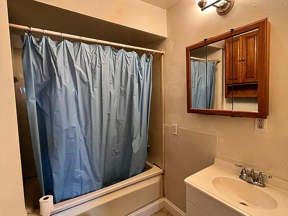5th image of 25826 Lawn St