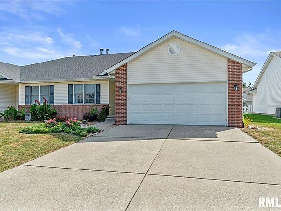 2nd image of 3206 Sequoia Dr