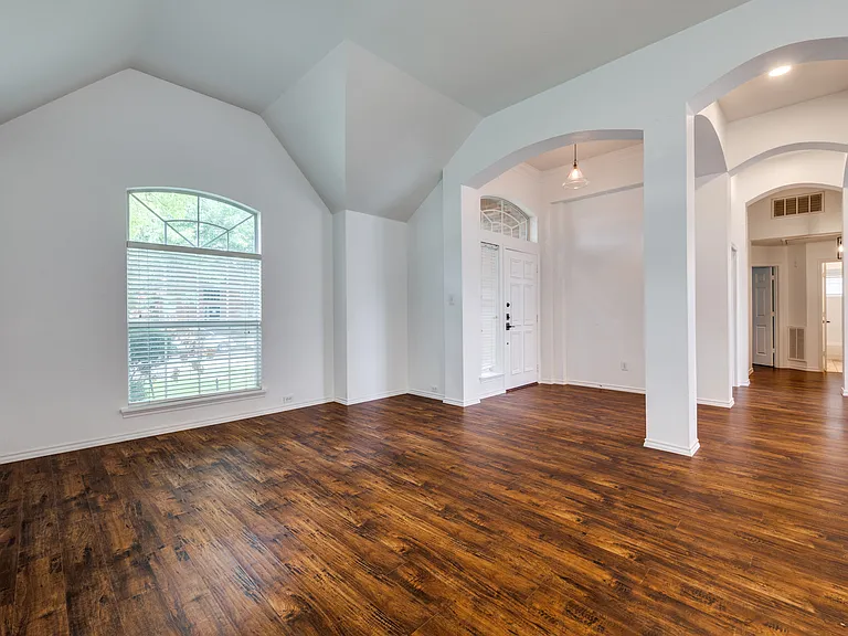 1420 Capstan Dr — Photo 14