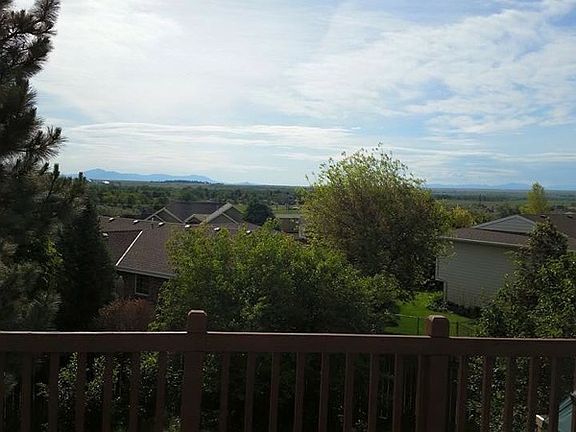 Beautiful Views from deck