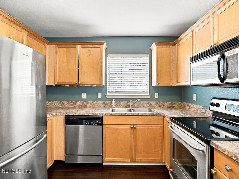10961 Burnt Mill Rd #137 — Photo 16