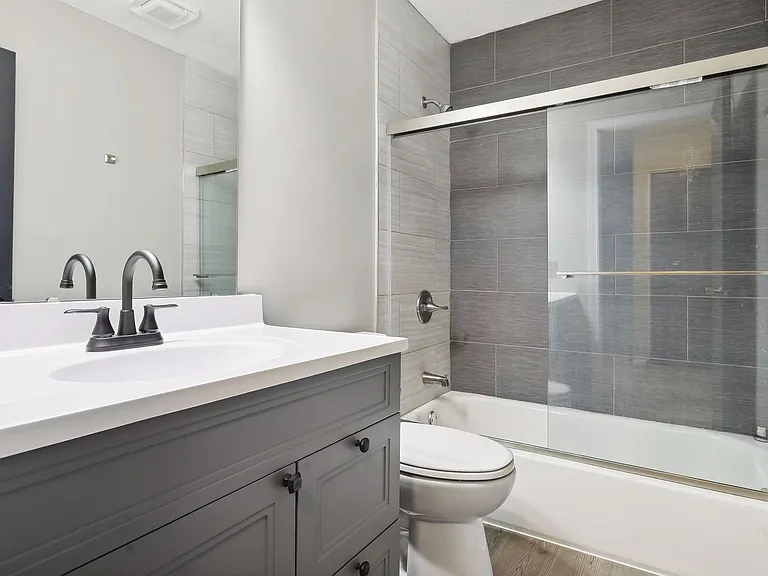 12346 Drake St NW — Photo 3