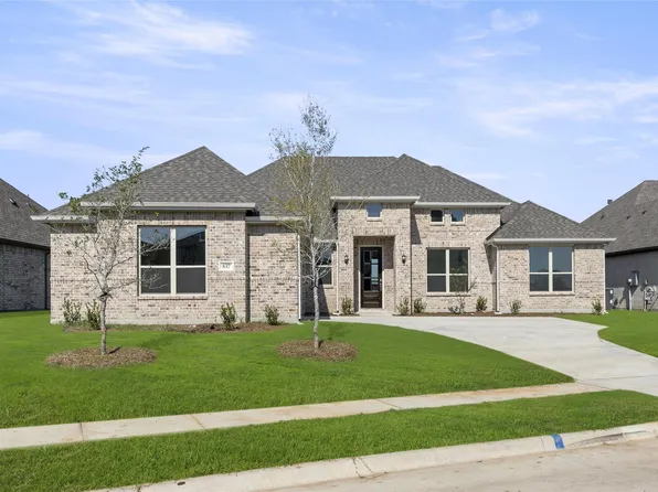837 Lemmon Ln, Forney, TX 75126