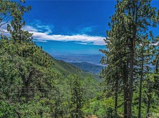 2865 Preston Dr, Running Springs, CA 92382