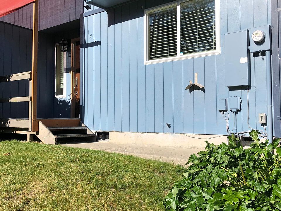 1st image of 1403B Canyon Ct