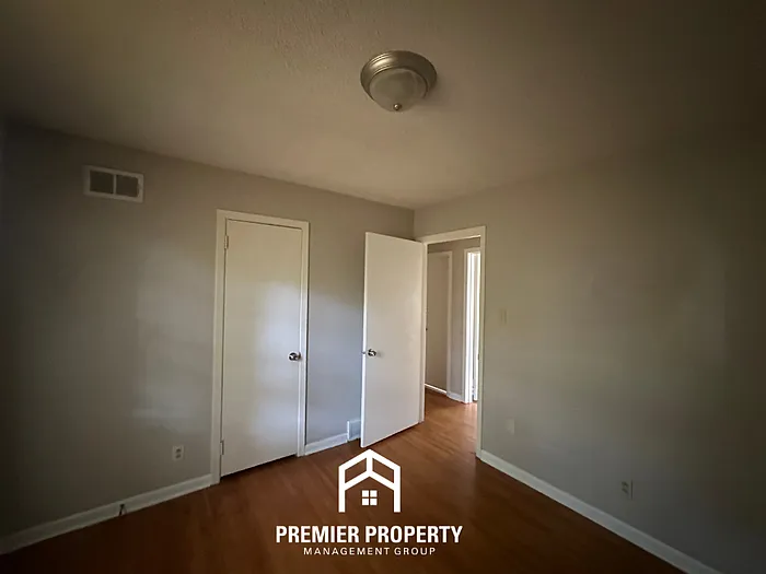 5124 Rolling Meadows Dr — Photo 16