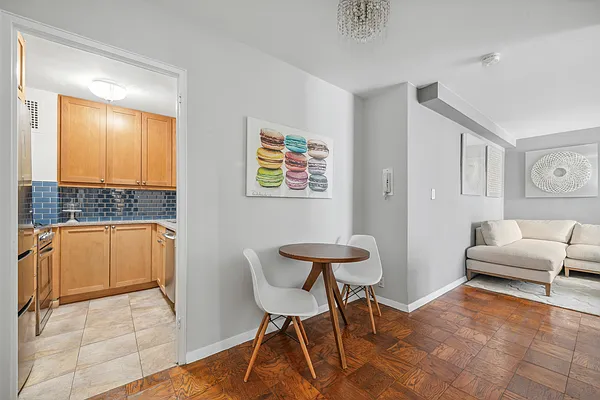 Sold by Compass | media 2