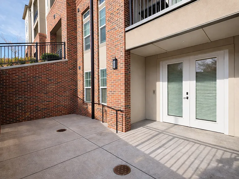 StationTwo22 Apartments — Photo 58