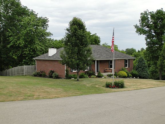 4th image of 305 Faye Ct