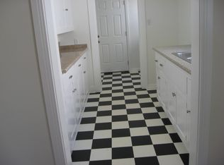 747 1/2 N Gramercy Pl, Los Angeles, CA 90038