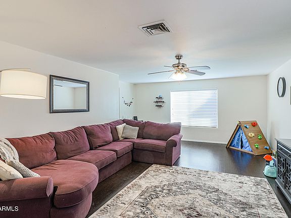 2nd image of 5638 W Cinnabar Ave