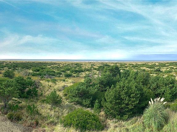 4th image of 899 S Sand Dune Ave SW