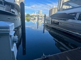 Yacht Club At Aventura, Aventura, FL 33180