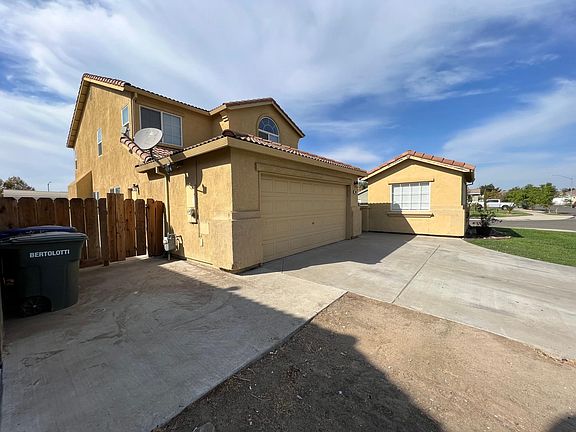 4th image of 1949 Toscana Ln