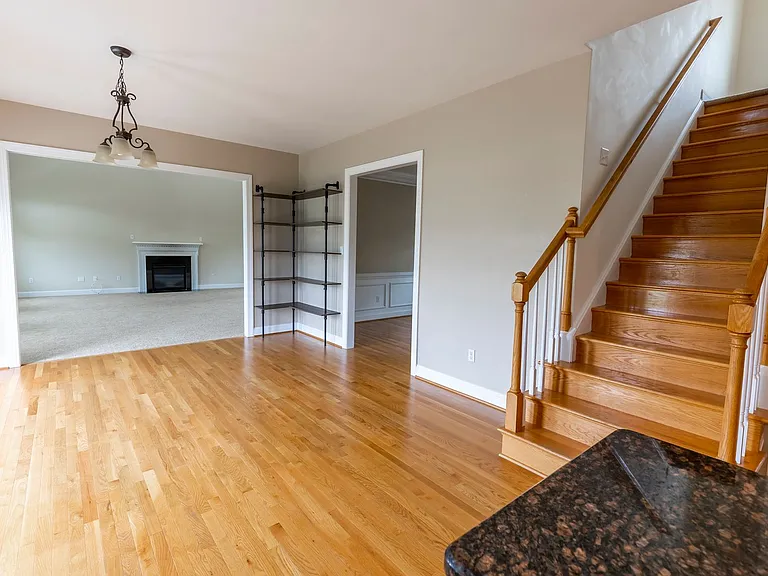 12306 Declaration Ave — Photo 35