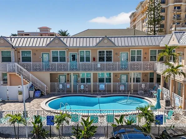 530 Mandalay Ave #102, Clearwater, FL 33767