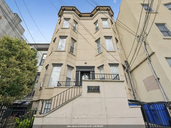 1097 Summit Ave APT 2a, Jersey City, NJ 07307