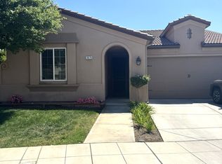 3676 Saginaw Ave, Clovis, CA 93619