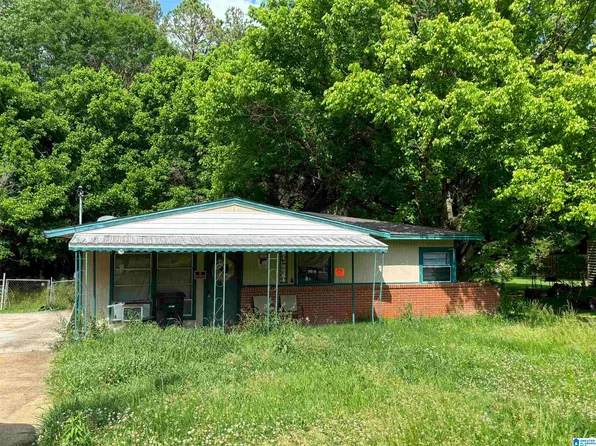 110 Oakleigh Dr, Gadsden, AL 35901