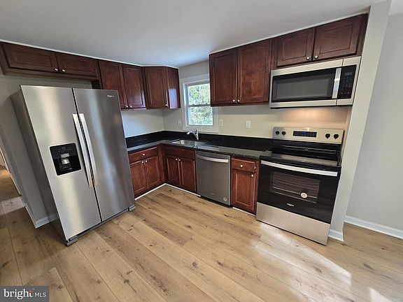 5th image of 312 Cedar Dr