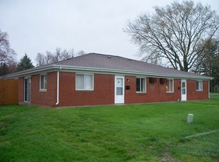 208 E Wayne St, Le Roy, IL 61752