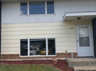 1509 7th Ave SW, Jamestown, ND 58401