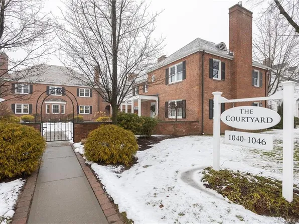 1044 Farmington Avenue #1044, West Hartford, CT 06107
