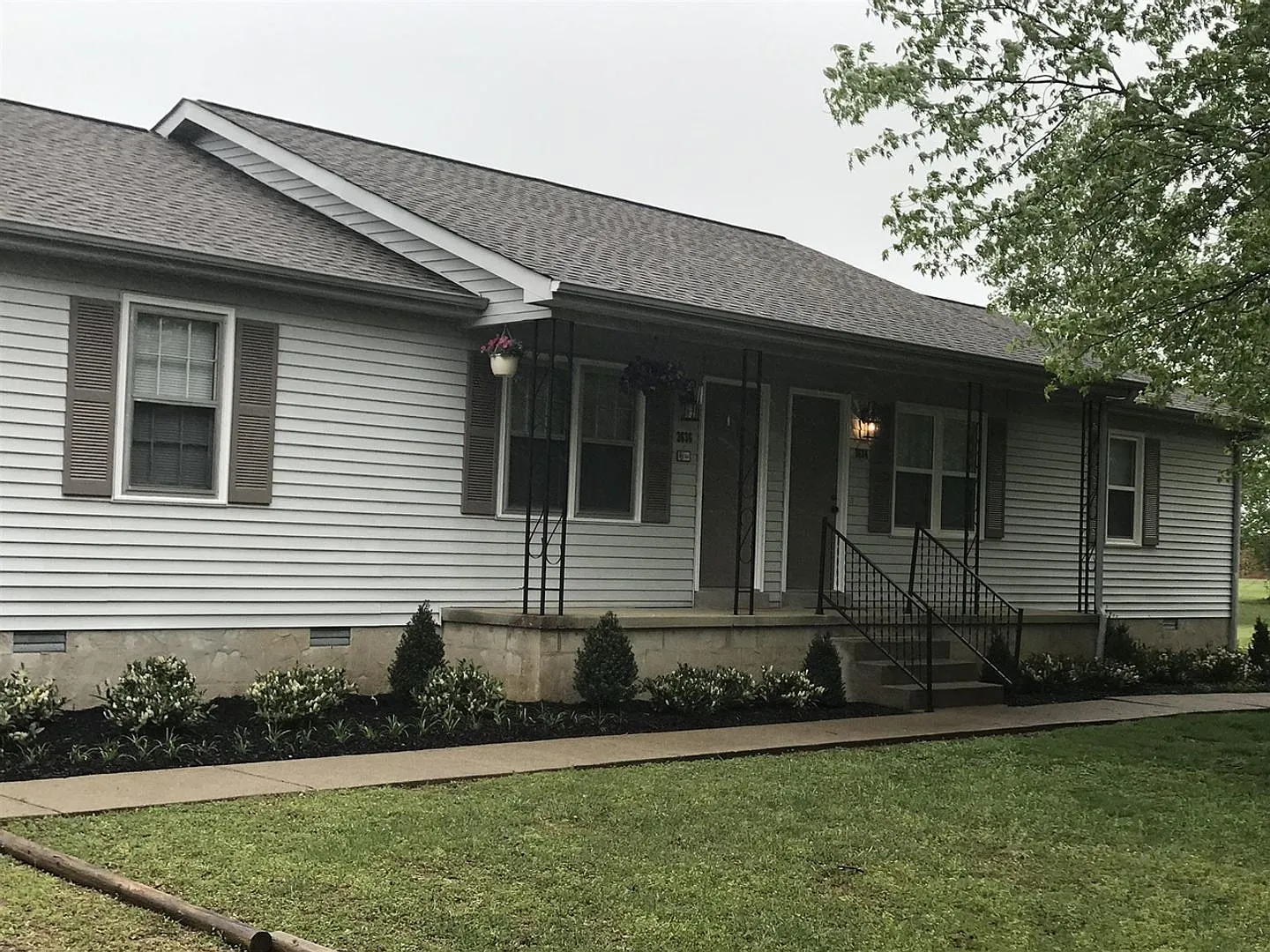 One Level 2 Bedroom Duplex in Murfreesboro! — Photo 2