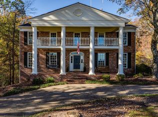 1201 E Brow Rd, Signal Mountain, TN 37377