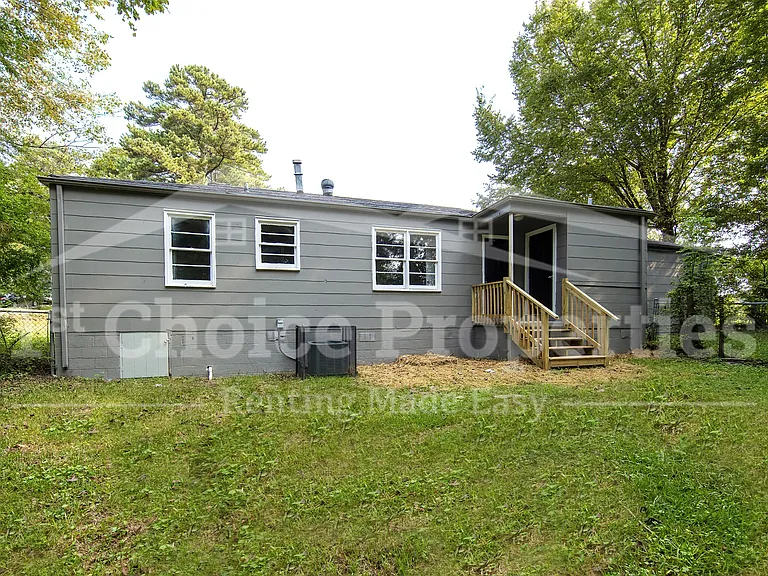 101 14th Ct NW — Photo 3