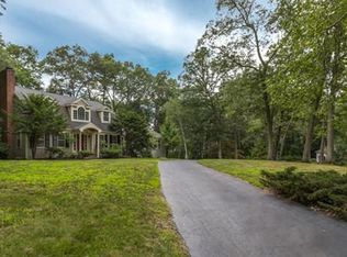 26 Yorkshire Rd, Dover, MA 02030