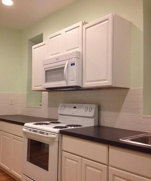 412 Kensington Ct #3 — Photo 8