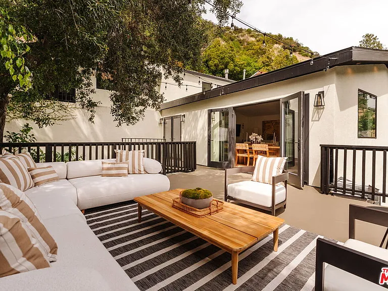 9849 Portola Dr — Photo 20