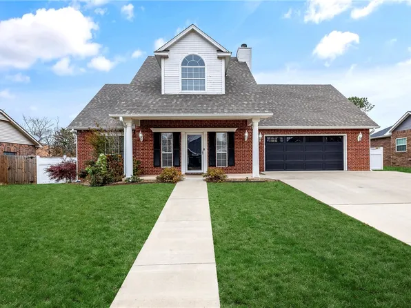 1007 N Quail Ter, Rogers, AR 72756