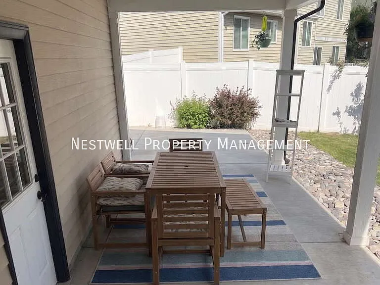 1236 E Cedar Ridge Rd — Photo 58