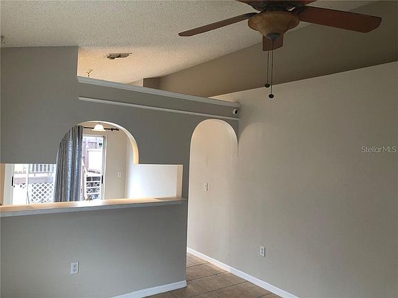 5th image of 12609 Parkbury Dr