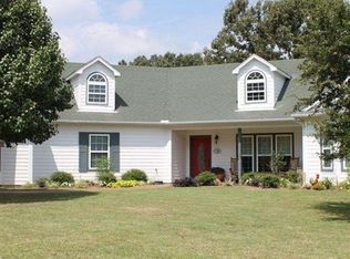 581 McIntosh Rd, Diana, TX 75640