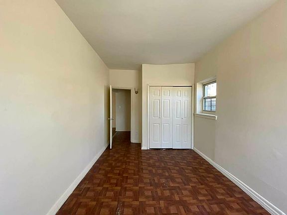 5th image of 209-26 Hillside Ave #27A