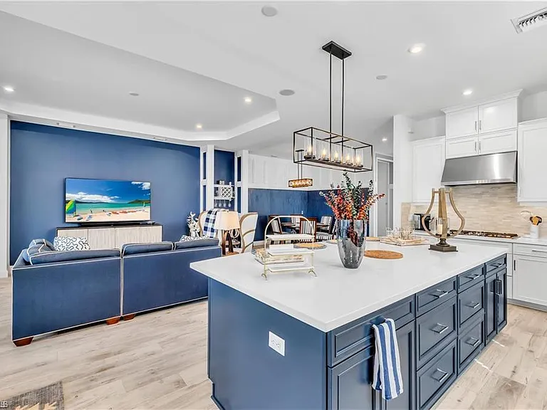 8911 Cappello Ct — Photo 9