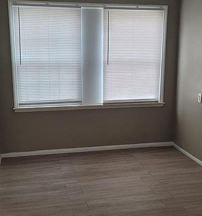 5th image of 7261 Auburn St