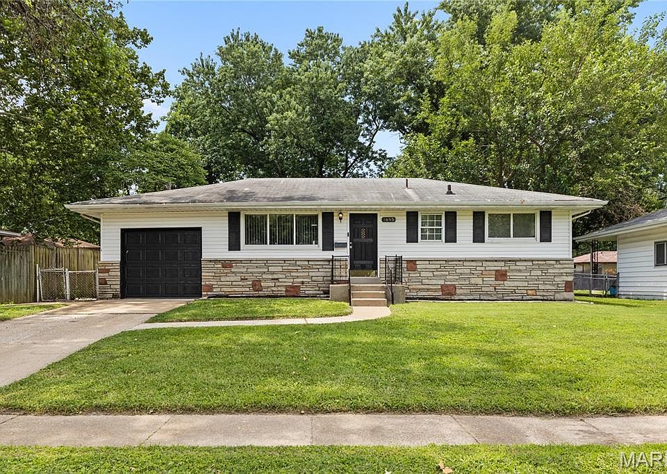 1st image of 1695 Marshall Ct