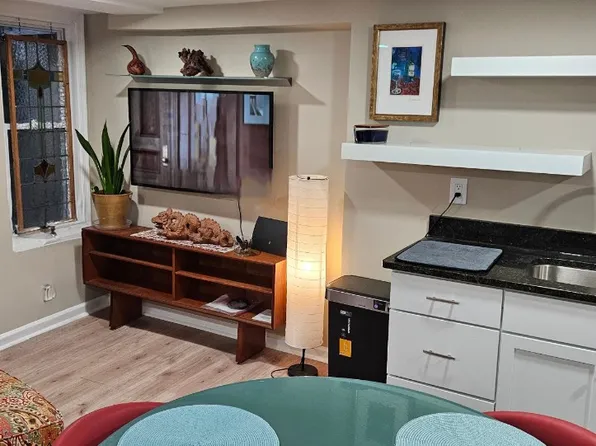 4633 Kernwood Ave #B, Baltimore, MD 21212