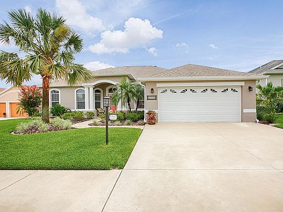 3rd image of 25308 Forest Oak Ct