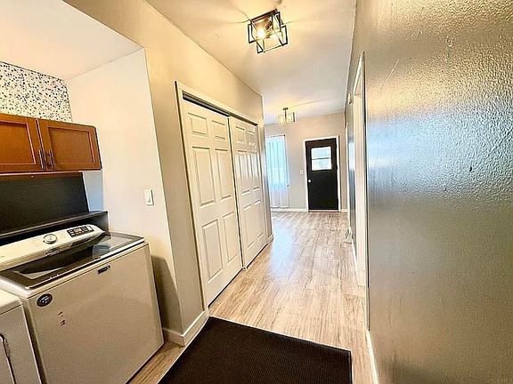 4th image of 242 River Forest Rd