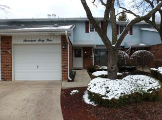 1769 Trent Ct, Wheaton, IL