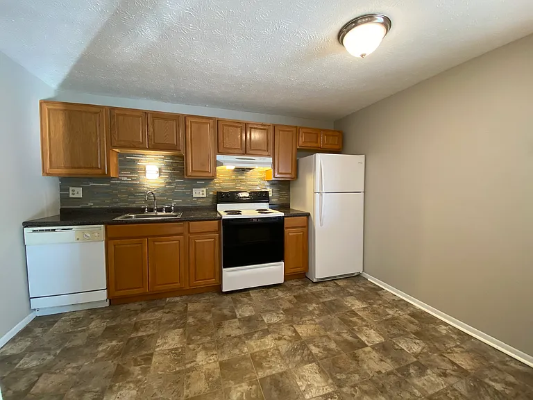 3233 Springdale Rd #5 — Photo 5