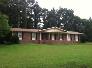 6847 Kingsboro Dr, Lithia Springs, GA 30122